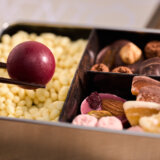 中身は全部チョコ?!毎年完売の「カカオ弁当」を徹底調査【お取り寄せスイーツ】【バレンタイン】